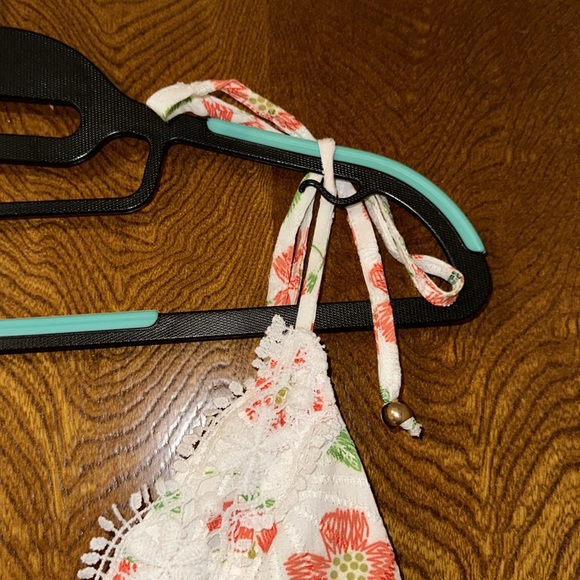 BerryGo Women's Floral Mini Eyelet Romper - Picture 8 of 13